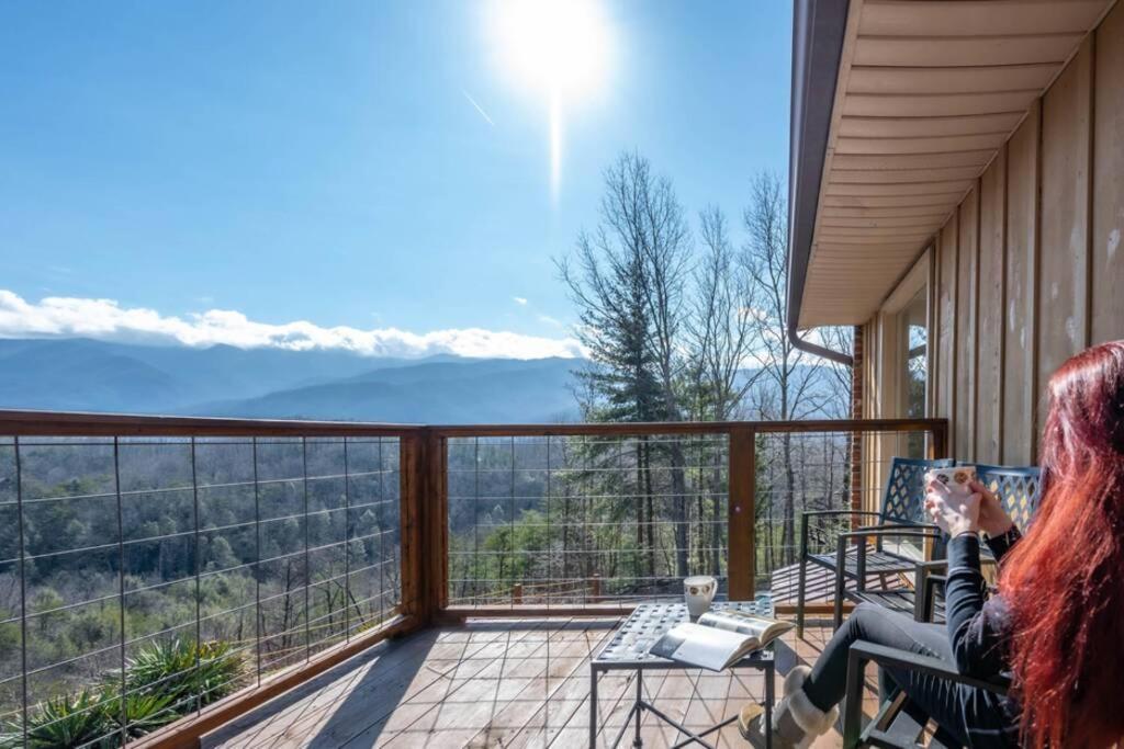 Happy Trails - Cobbly Nob Resort Home Gatlinburg Ngoại thất bức ảnh
