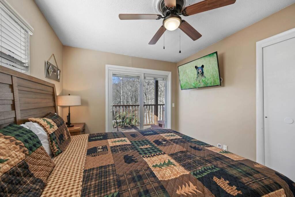 Happy Trails - Cobbly Nob Resort Home Gatlinburg Ngoại thất bức ảnh