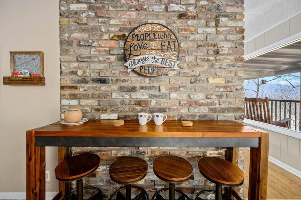 Happy Trails - Cobbly Nob Resort Home Gatlinburg Ngoại thất bức ảnh